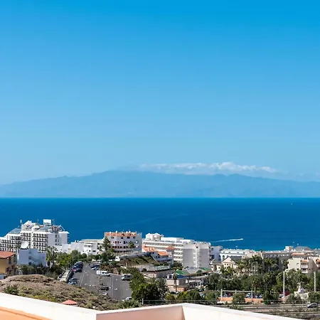 Апартаменты Amazing In Americas Hill