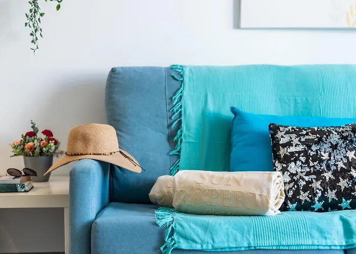 Amazing In Americas Hill Апартаменты