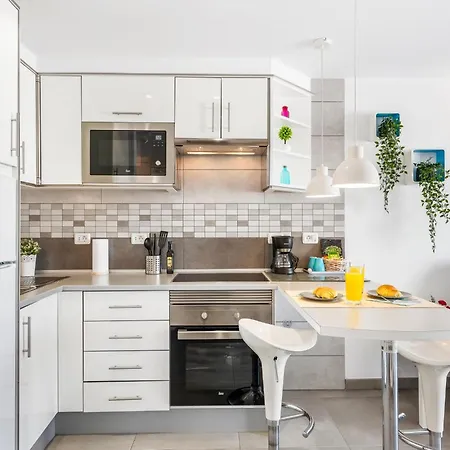 Appartement Amazing In Americas Hill - Surf