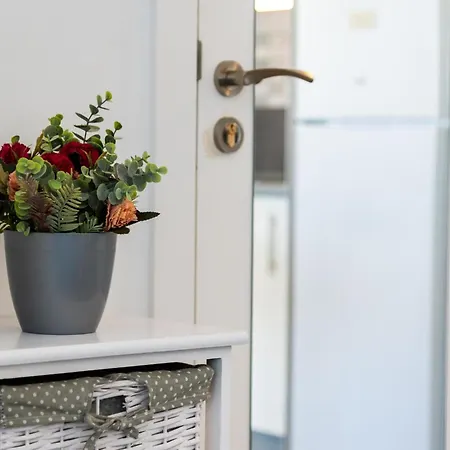 Amazing In Americas Hill Lejlighed