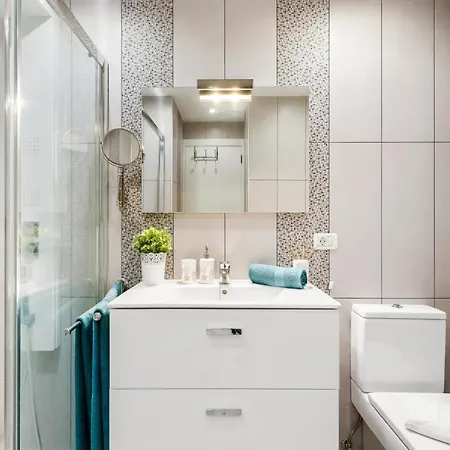 Amazing In Americas Hill Apartment *